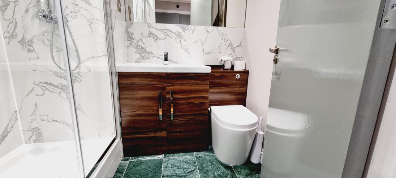 Double King Suite, Canary Wharf Waterfront Londen Buitenkant foto